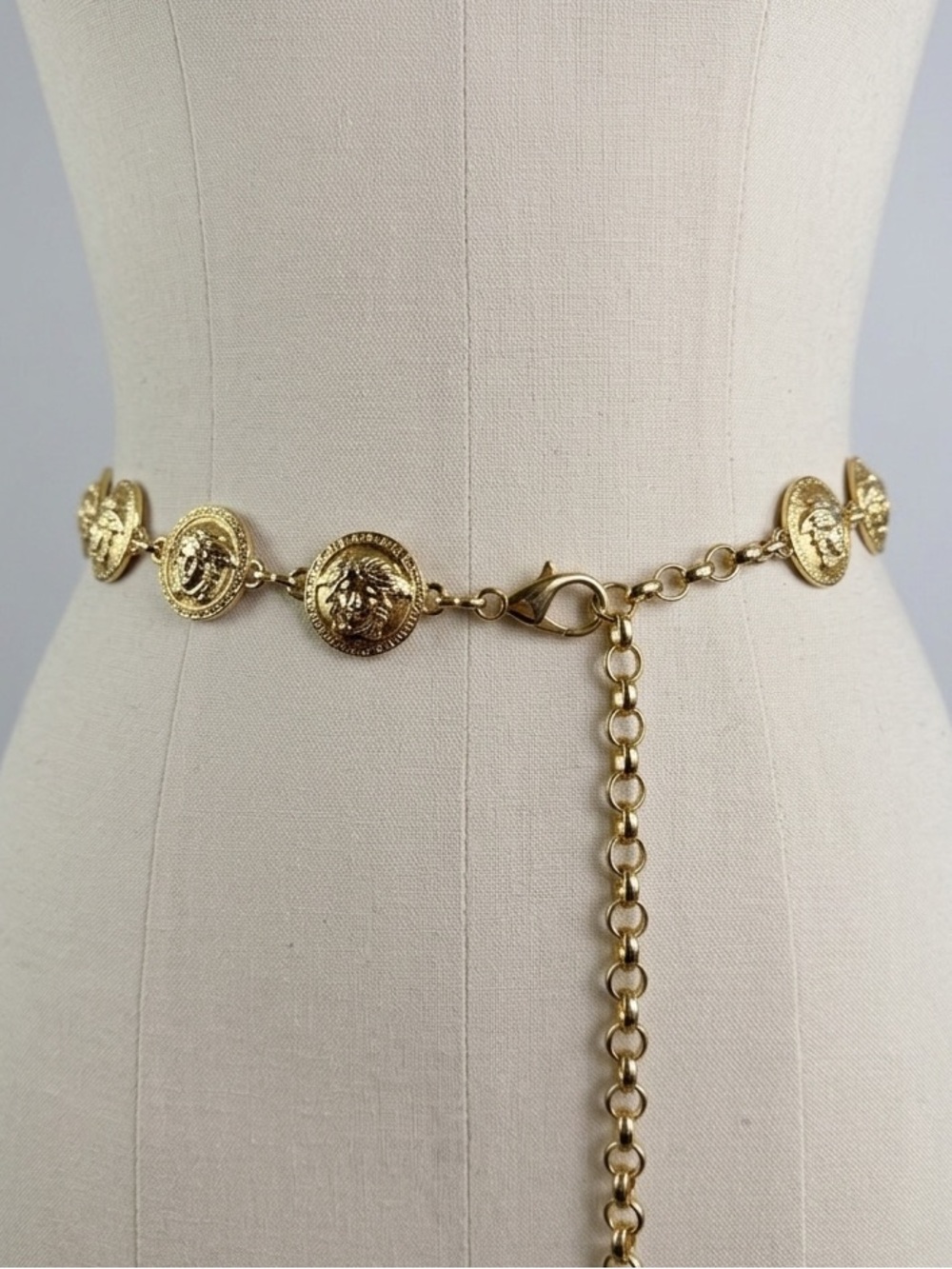 Medusa Head Coin Gold Tone Chain Belt Size Small